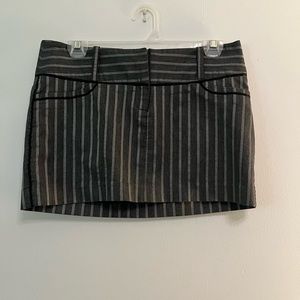 Stripped mini skirt